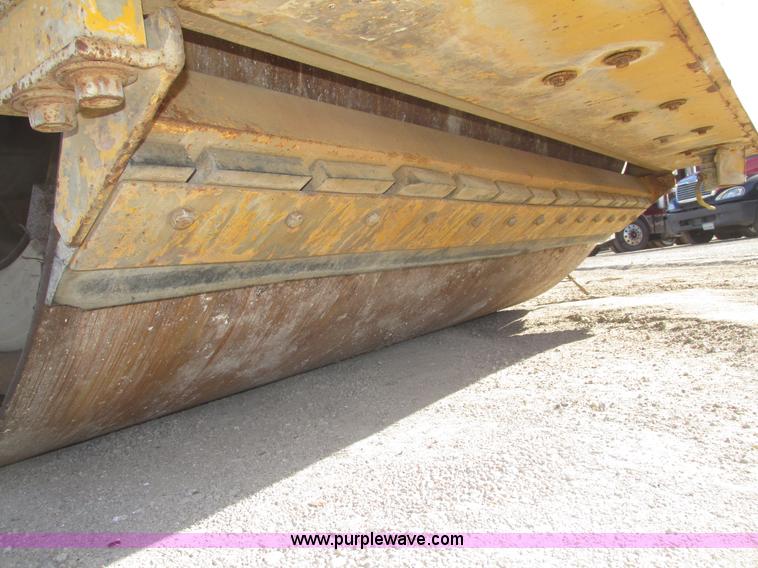 image for item G9835 2000 Hypac C778B articulated smooth double drum roller