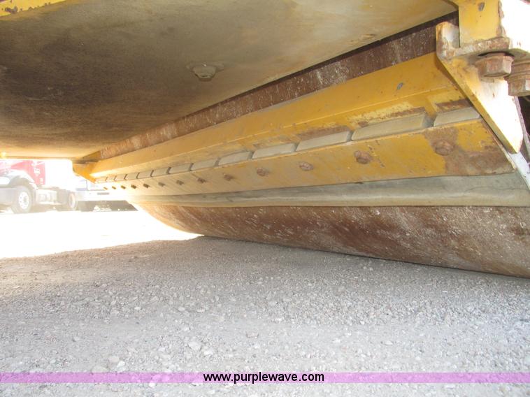 image for item G9835 2000 Hypac C778B articulated smooth double drum roller