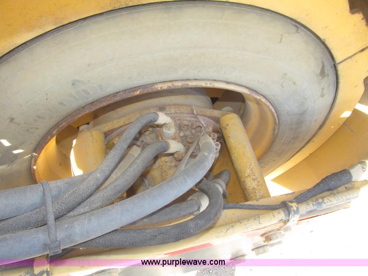 image for item G9835 2000 Hypac C778B articulated smooth double drum roller