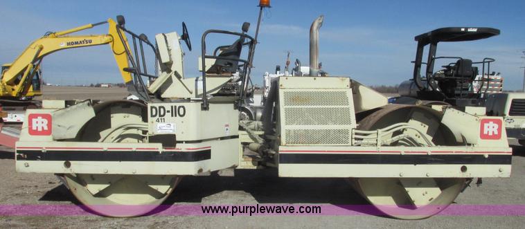 image for item G9836 1994 Ingersoll Rand DD110 articulated smooth double drum vibratory roller