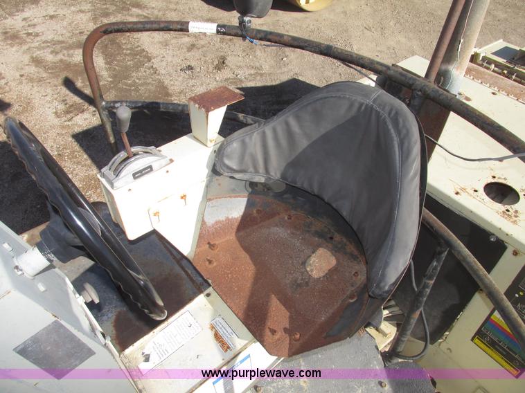 image for item G9836 1994 Ingersoll Rand DD110 articulated smooth double drum vibratory roller