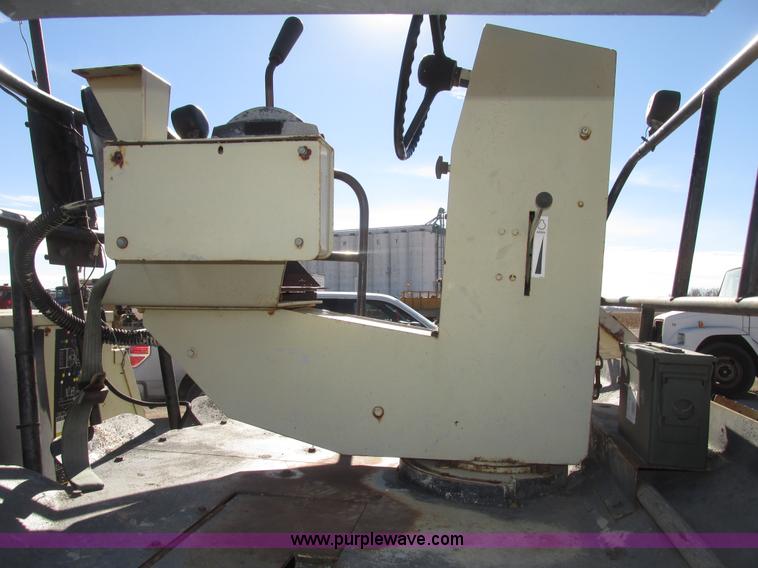 image for item G9836 1994 Ingersoll Rand DD110 articulated smooth double drum vibratory roller