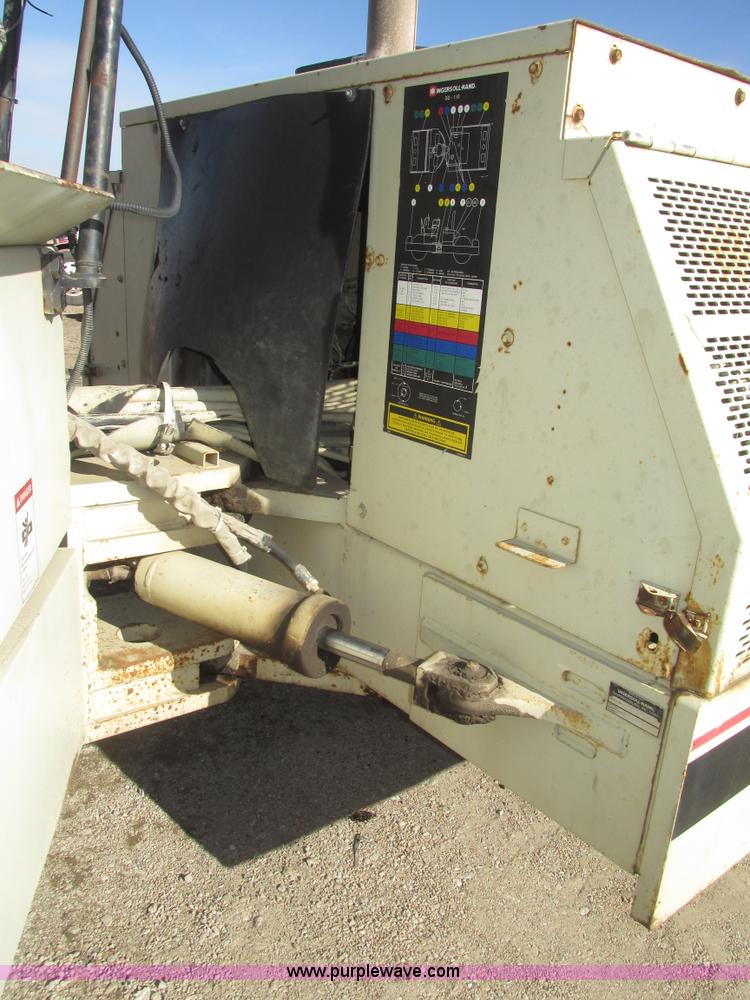 image for item G9836 1994 Ingersoll Rand DD110 articulated smooth double drum vibratory roller