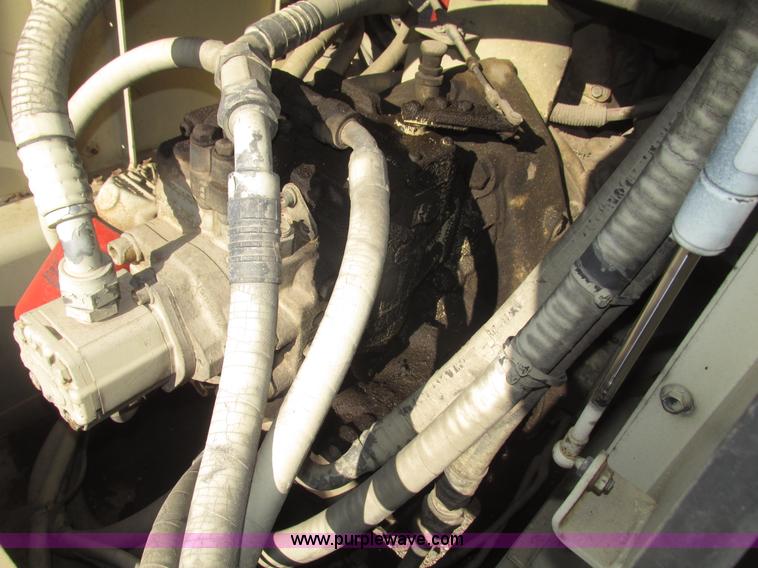 image for item G9836 1994 Ingersoll Rand DD110 articulated smooth double drum vibratory roller