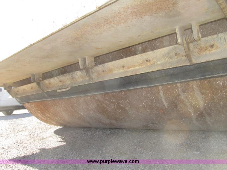 image for item G9836 1994 Ingersoll Rand DD110 articulated smooth double drum vibratory roller