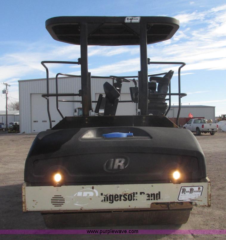 image for item G9837 2005 Ingersoll Rand DD118HFA double drum vibratory roller
