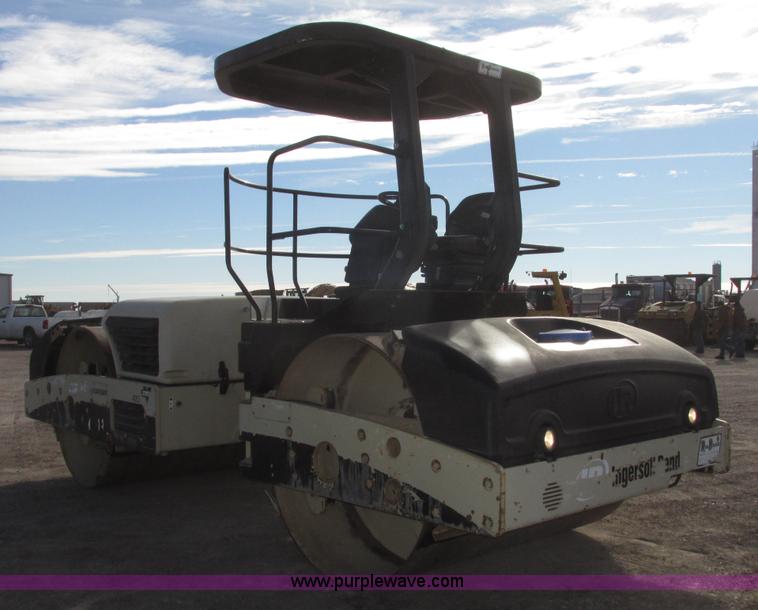 image for item G9837 2005 Ingersoll Rand DD118HFA double drum vibratory roller