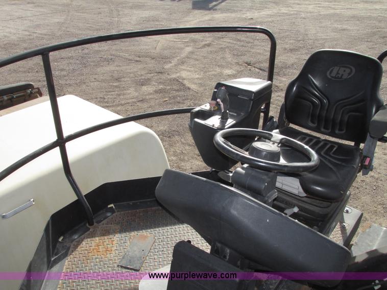 image for item G9837 2005 Ingersoll Rand DD118HFA double drum vibratory roller