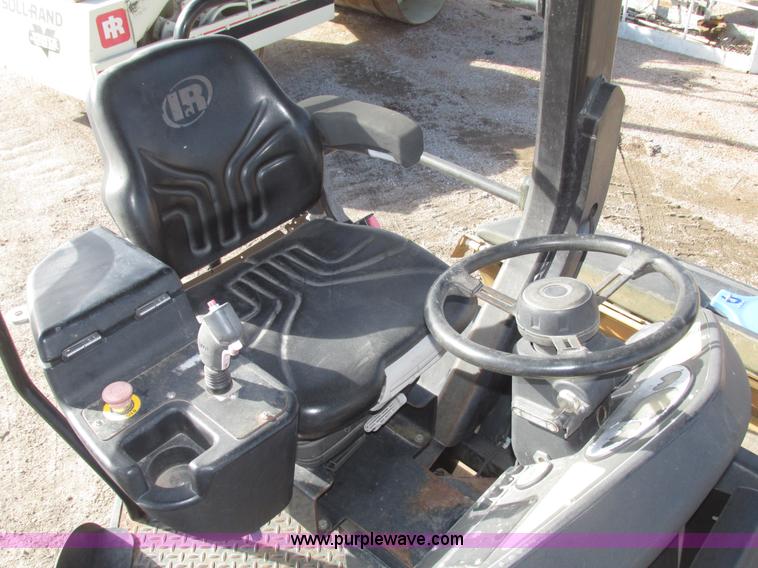 image for item G9837 2005 Ingersoll Rand DD118HFA double drum vibratory roller