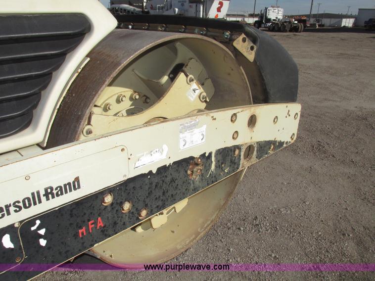 image for item G9837 2005 Ingersoll Rand DD118HFA double drum vibratory roller