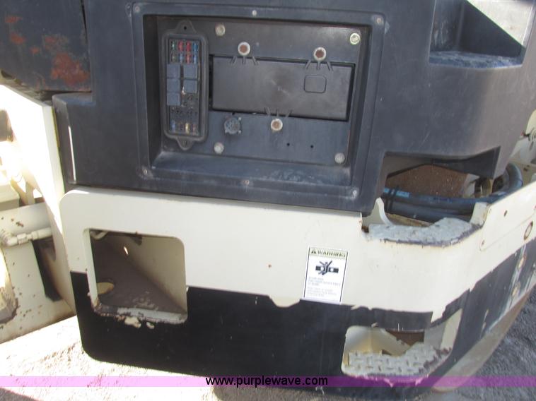 image for item G9837 2005 Ingersoll Rand DD118HFA double drum vibratory roller