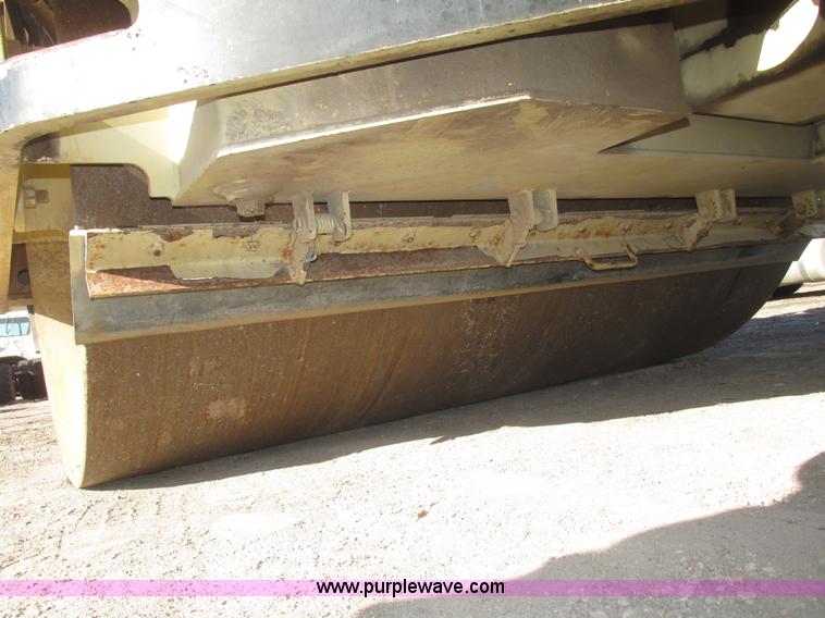 image for item G9837 2005 Ingersoll Rand DD118HFA double drum vibratory roller