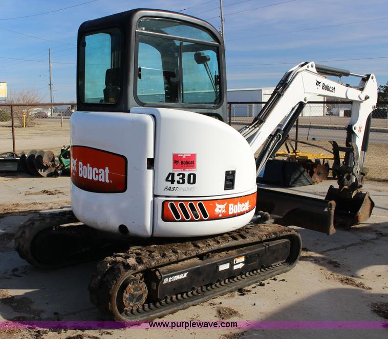image for item H2001 2006 Bobcat 430G ZHS compact excavator