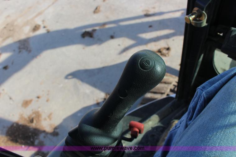 image for item H2001 2006 Bobcat 430G ZHS compact excavator