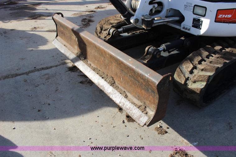 image for item H2001 2006 Bobcat 430G ZHS compact excavator