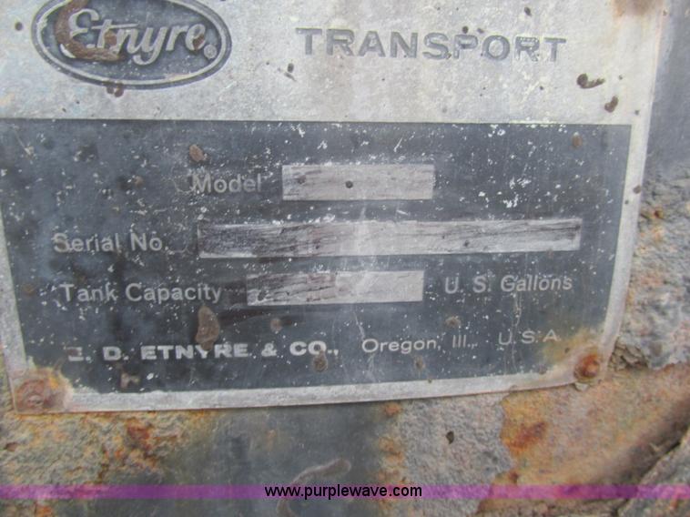 image for item H7572 1992 Etnyre asphalt tanker trailer