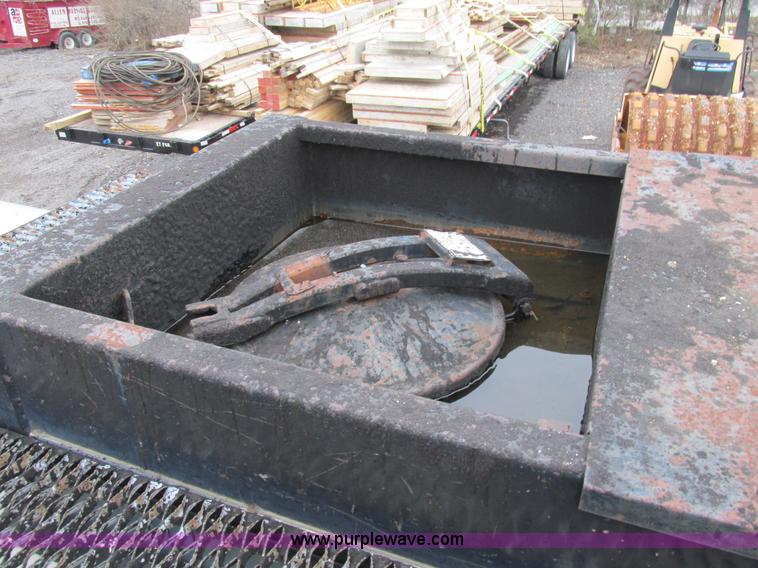 image for item H7572 1992 Etnyre asphalt tanker trailer