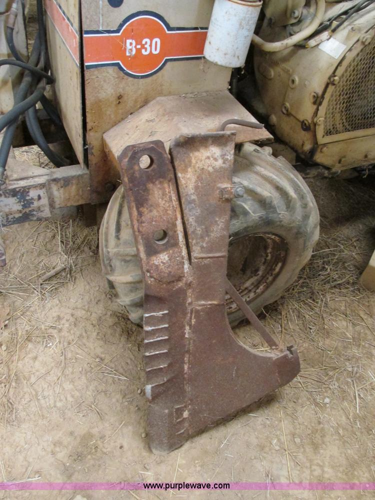 image for item H7580 Burkeen DP30 vibratory trencher