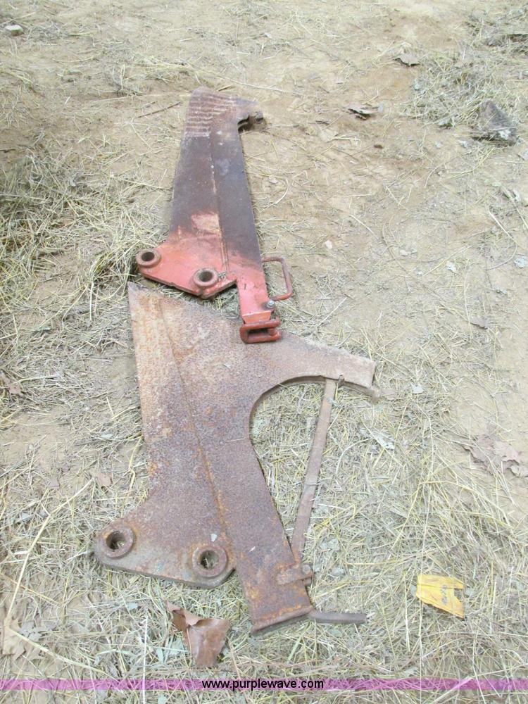 image for item H7594 Ditch Witch 350 SX vibratory cable plow