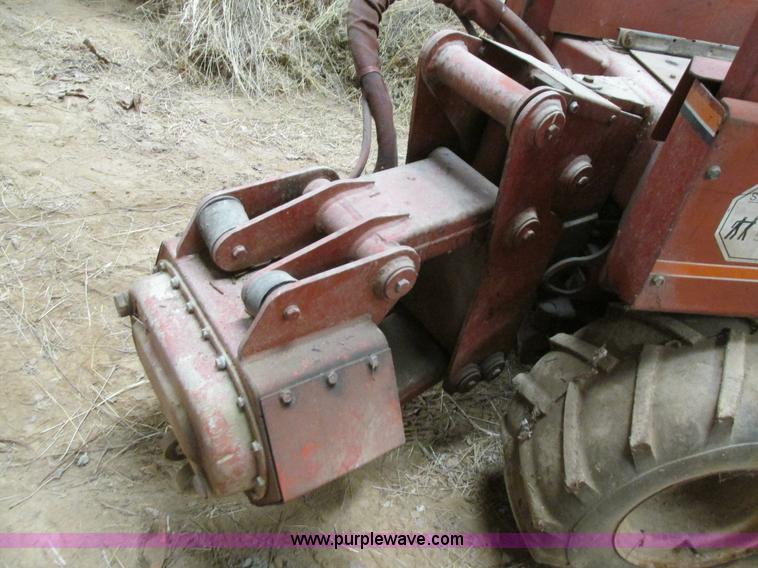 image for item H7594 Ditch Witch 350 SX vibratory cable plow