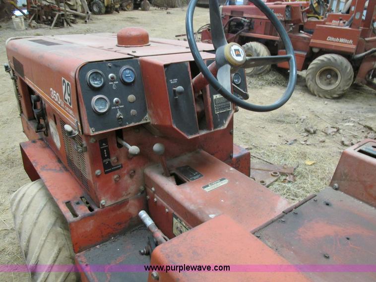 image for item H7594 Ditch Witch 350 SX vibratory cable plow