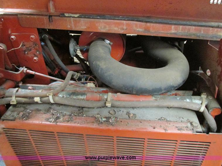 image for item H7594 Ditch Witch 350 SX vibratory cable plow