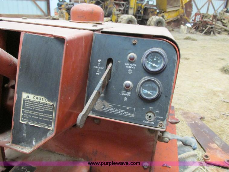 image for item H7594 Ditch Witch 350 SX vibratory cable plow