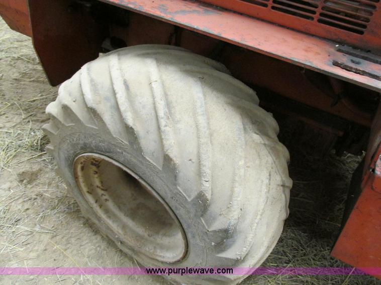 image for item H7594 Ditch Witch 350 SX vibratory cable plow