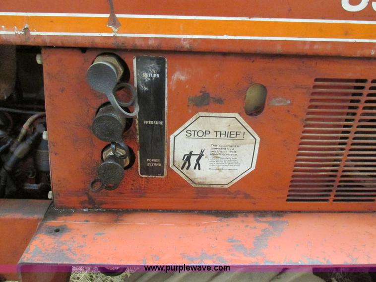 image for item H7594 Ditch Witch 350 SX vibratory cable plow