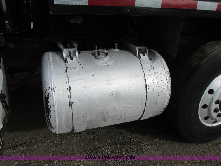 image for item H7603 1987 Peterbilt 357 dump truck