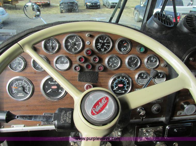 image for item H7603 1987 Peterbilt 357 dump truck