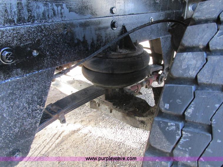 image for item H7603 1987 Peterbilt 357 dump truck