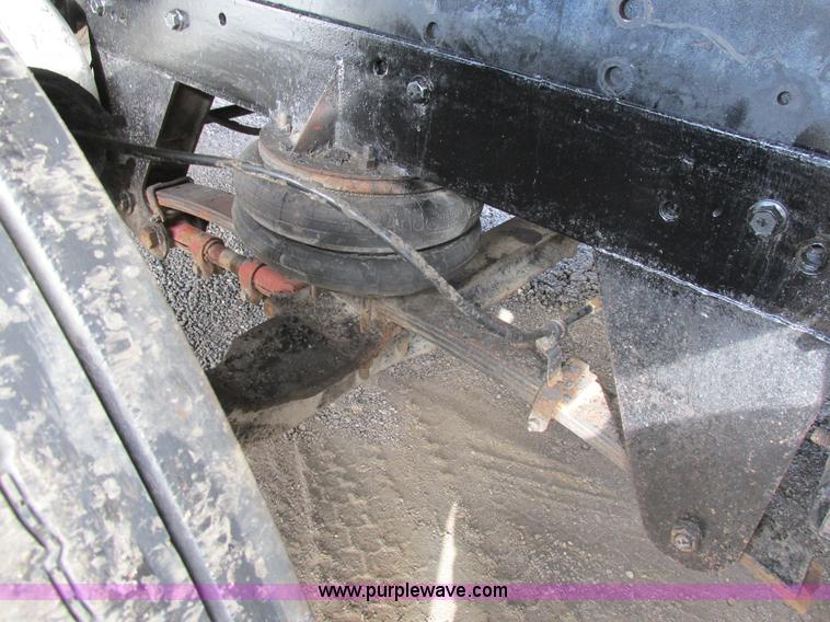 image for item H7603 1987 Peterbilt 357 dump truck