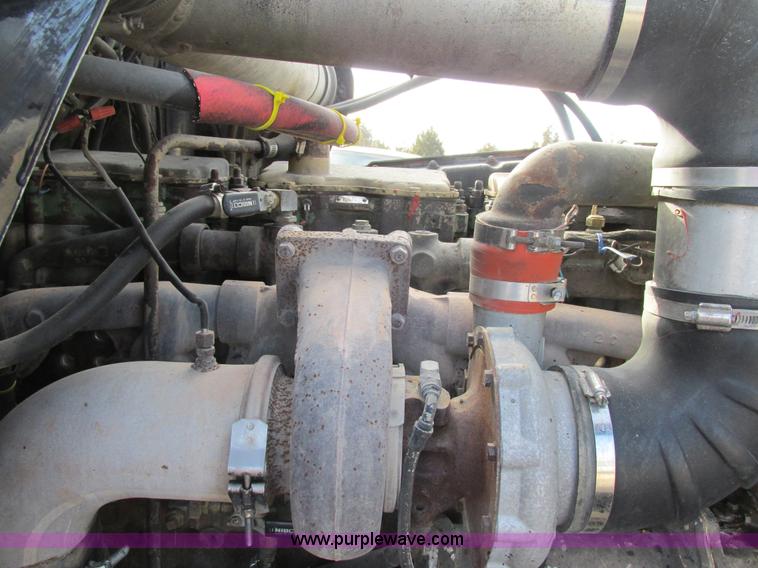 image for item H7603 1987 Peterbilt 357 dump truck