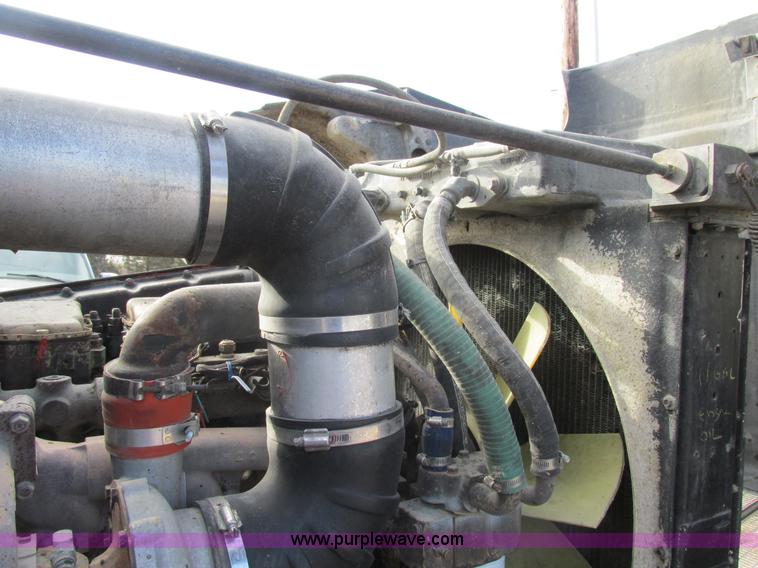 image for item H7603 1987 Peterbilt 357 dump truck