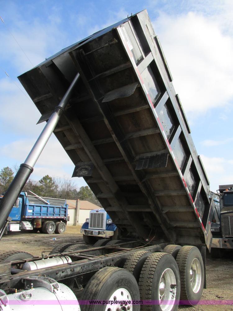 image for item H7603 1987 Peterbilt 357 dump truck