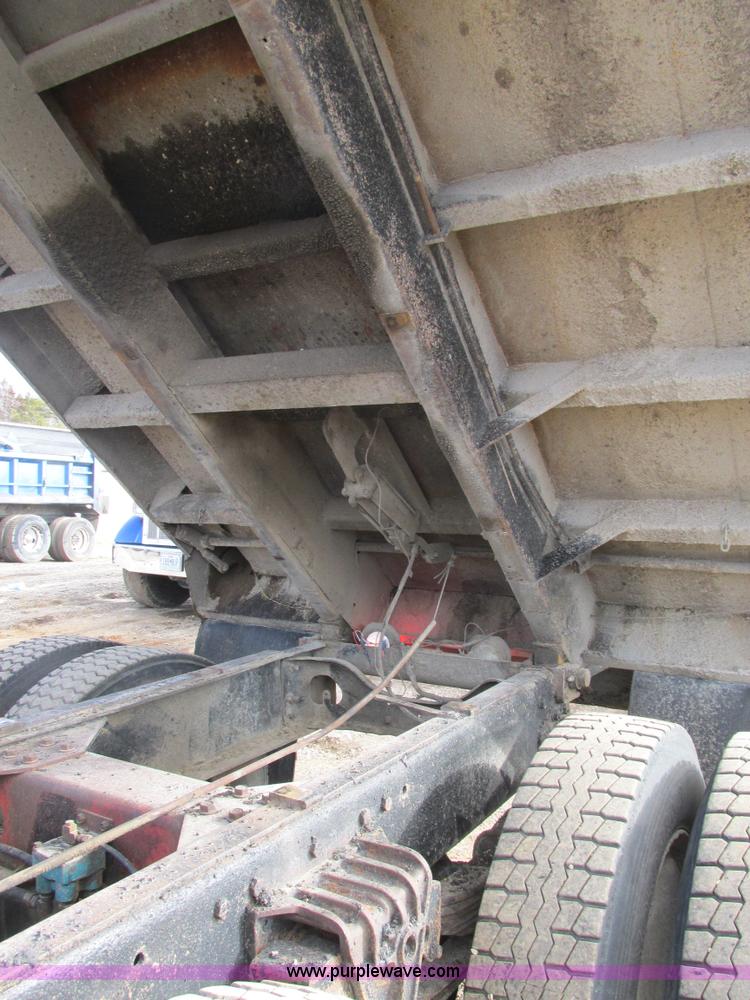 image for item H7603 1987 Peterbilt 357 dump truck