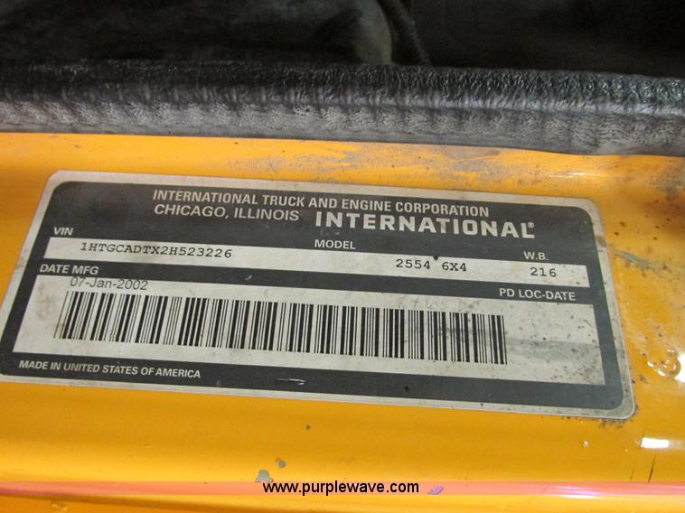 image for item H7615 2002 International F2554 cab and chassis