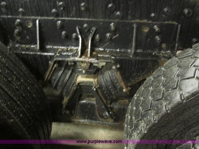 image for item H7615 2002 International F2554 cab and chassis