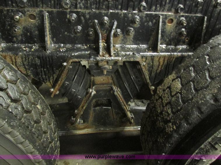 image for item H7615 2002 International F2554 cab and chassis