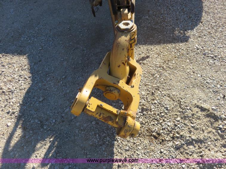 image for item I2426 2006 John Deere 1810E ejection scraper