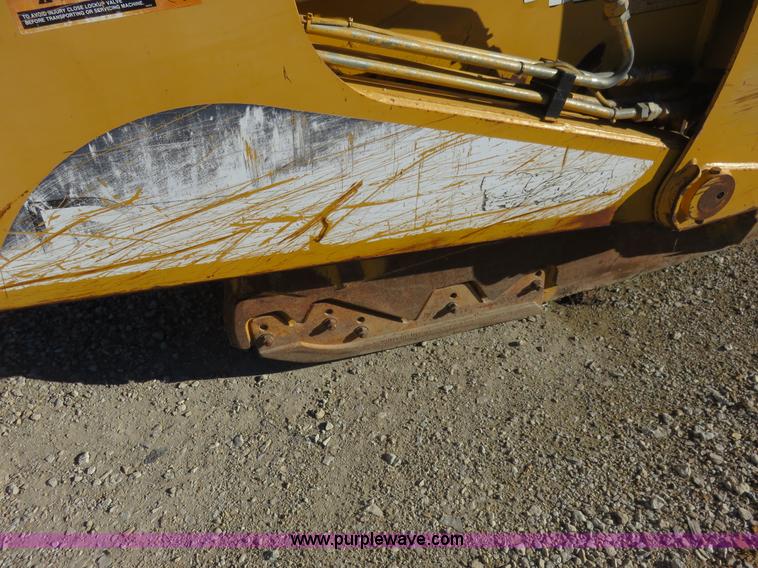 image for item I2426 2006 John Deere 1810E ejection scraper