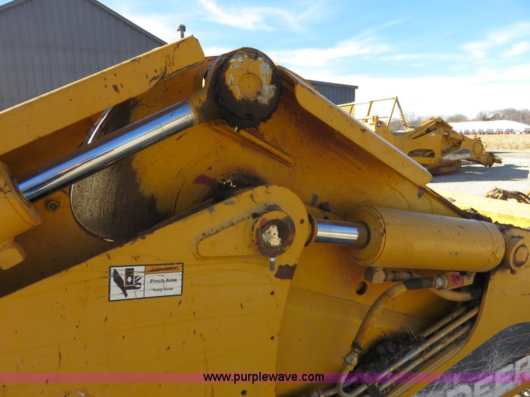 image for item I2427 2006 John Deere 1810E ejection scraper