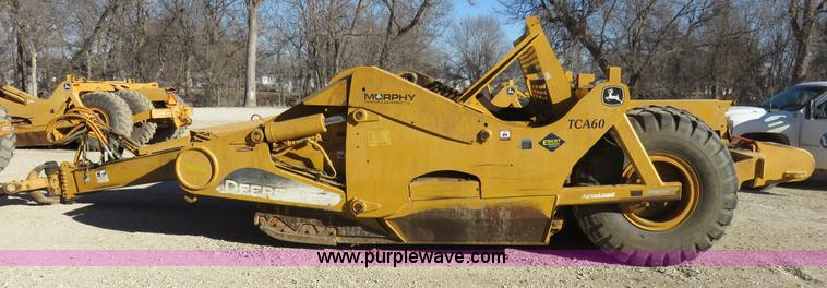 image for item I2428 2007 John Deere 1810E ejection scraper