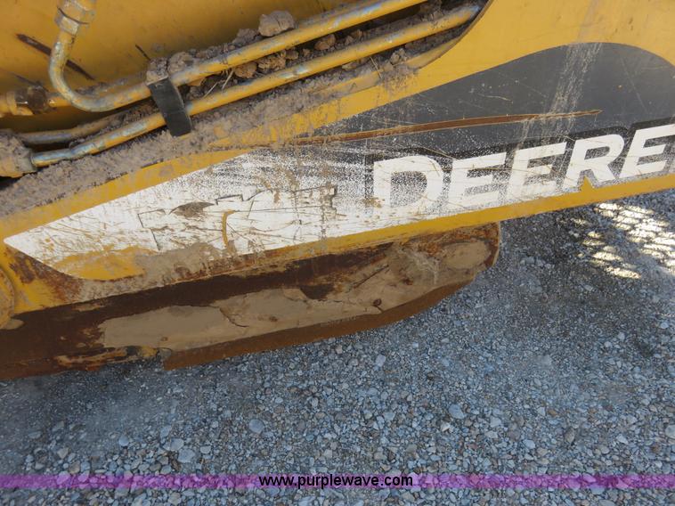 image for item I2429 2006 John Deere 1810E ejection scraper