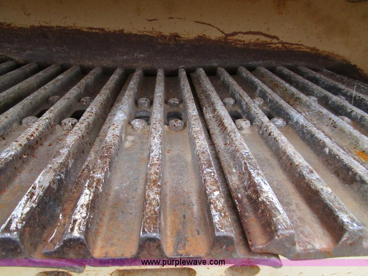 image for item I2526 1990 Tesmec TRS 1000B rock saw