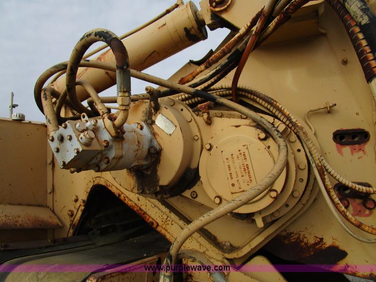 image for item I2526 1990 Tesmec TRS 1000B rock saw