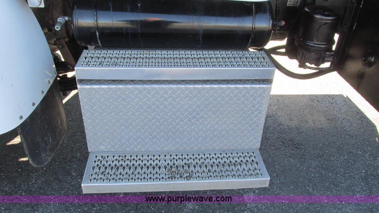 image for item I3111 2003 Peterbilt PB330 dump truck