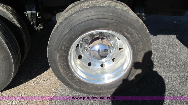 image for item I3111 2003 Peterbilt PB330 dump truck