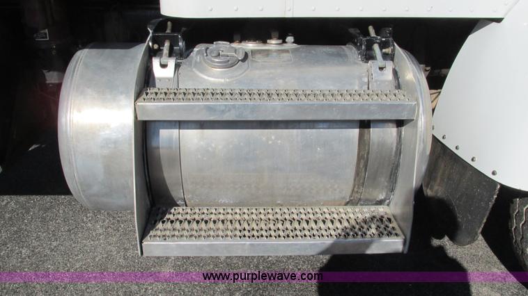 image for item I3111 2003 Peterbilt PB330 dump truck